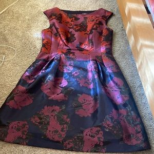 Vince Camuto knee length dress